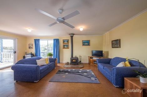 Property photo of 13 Alvina Crescent Surf Beach VIC 3922