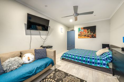Property photo of 16/601 Pine Ridge Road Biggera Waters QLD 4216