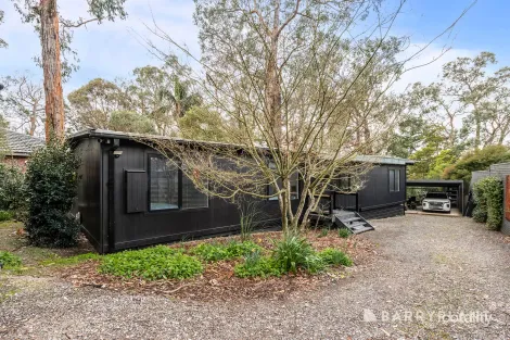 16 Buckmaster Dr, Mount Evelyn, VIC 3796