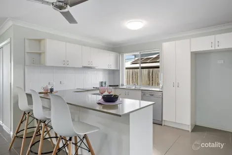 Property photo of 78 John Markwell Parade Daisy Hill QLD 4127