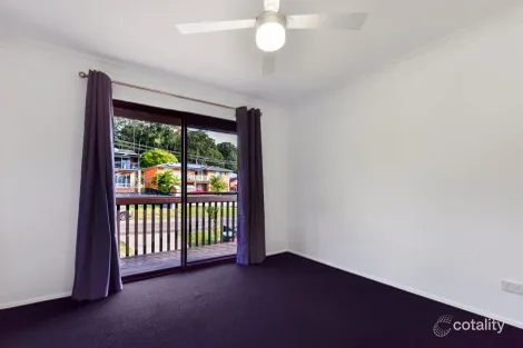 Property photo of 41 Hillside Drive Berkeley Vale NSW 2261