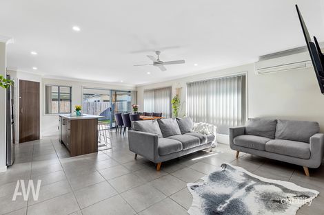 Property photo of 5 Finnegan Street Palmview QLD 4553