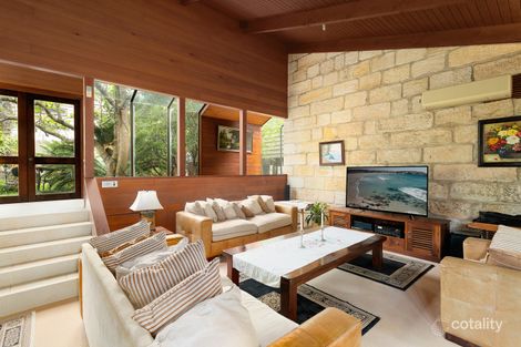 Property photo of 11 Jefferson Avenue St Ives NSW 2075