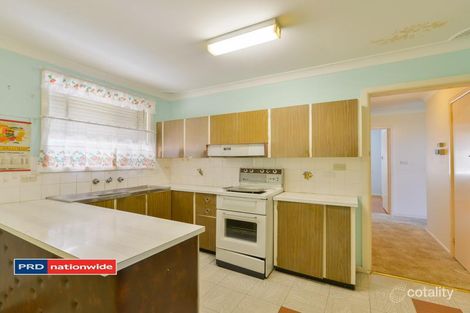 Property photo of 32 Margaret Street South Tamworth NSW 2340