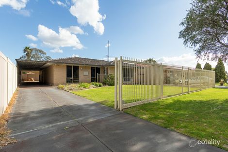 390 Robinson Ave, Cloverdale, WA 6105