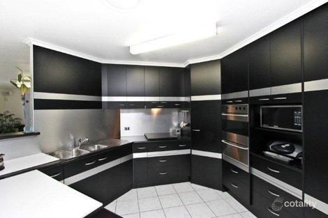 Property photo of 10 Tinobah Place Maryland NSW 2287