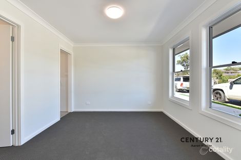 Property photo of 3 Pardalote Place Elermore Vale NSW 2287