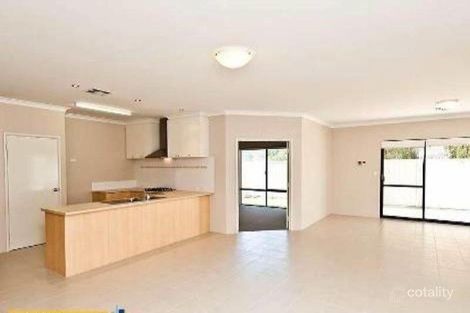 Property photo of 18 Hiscox Place Redcliffe WA 6104