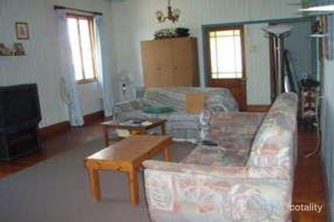 Property photo of 375 Tingal Road Wynnum QLD 4178