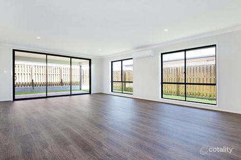 Property photo of 23 Butterleaf Crescent Pimpama QLD 4209