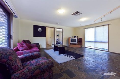Property photo of 5 Radford Court Brookfield VIC 3338
