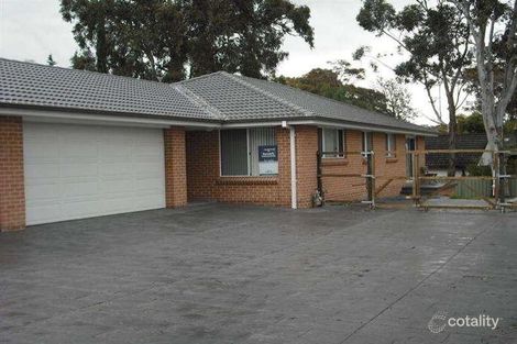 Property photo of 33 Devonshire Crescent Oak Flats NSW 2529