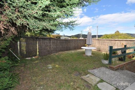 Property photo of 1/9 Wyoming Road Wyoming NSW 2250
