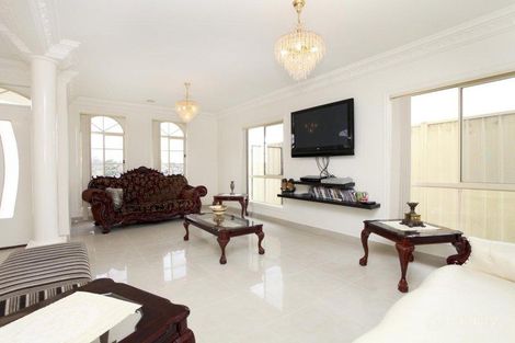 Property photo of 35 Marigold Crescent Gowanbrae VIC 3043