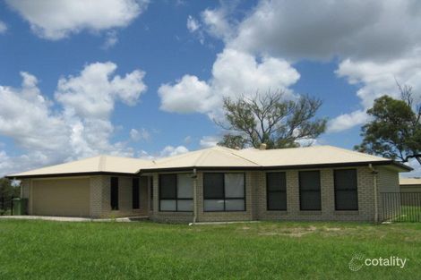 Property photo of 11 Carol Anne Court Regency Downs QLD 4341