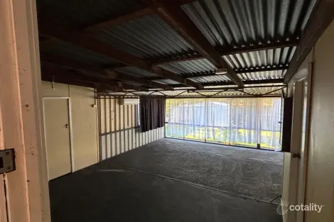 Property photo of 20 Gladstone Crescent Collie WA 6225