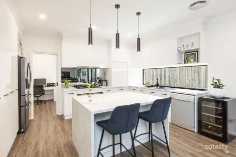 Property photo of 9 Dockside Drive Mildura VIC 3500