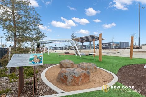 Property photo of 98 Edward Drive Googong NSW 2620