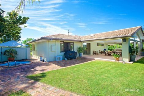 28 Sundown Dr, Paradise Point, QLD 4216