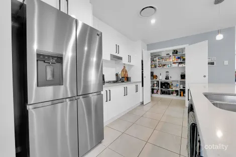 Property photo of 2/9 Marjoram Street Thornlands QLD 4164