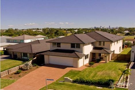 17 Village Cct, Murarrie, QLD 4172