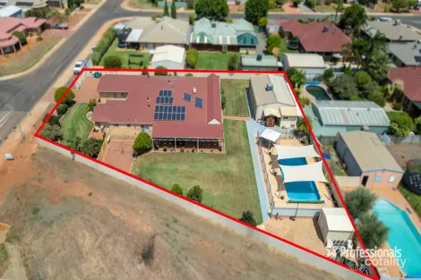 Property photo of 3 Seinor Street Somerville WA 6430