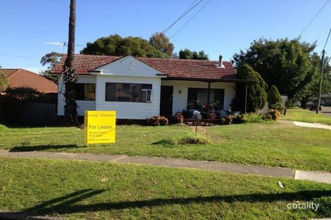 115 Hampden Rd, South Wentworthville, NSW 2145