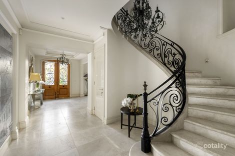 Property photo of 58 Clendon Road Toorak VIC 3142