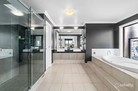 Property photo of 24 Riverslea Boulevard Traralgon VIC 3844