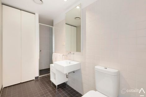 Property photo of 303/211 Powlett Street East Melbourne VIC 3002