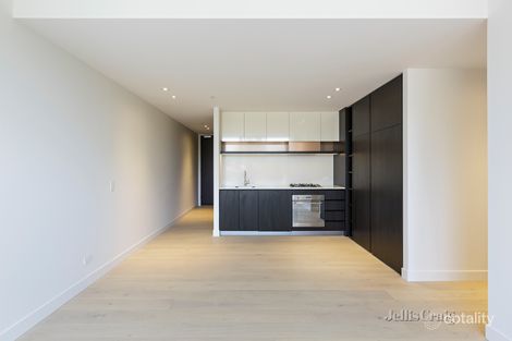 Property photo of 213/828 Burke Road Camberwell VIC 3124
