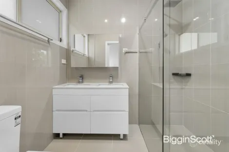 Property photo of 2/5 Avocet Street Doncaster East VIC 3109