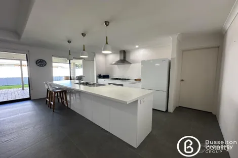 Property photo of 101 Beachfields Drive Abbey WA 6280