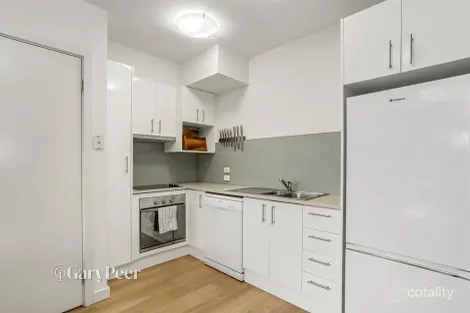 Property photo of 15/35 Rosstown Road Carnegie VIC 3163