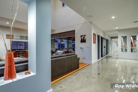 Property photo of 82 Riversdale Drive Tarneit VIC 3029