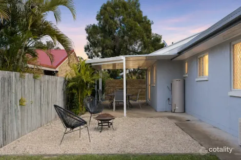 Property photo of 32 Dellvene Crescent Rosewood QLD 4340