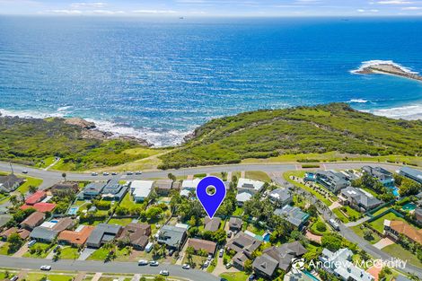 Property photo of 15B Sapphire Close Caves Beach NSW 2281