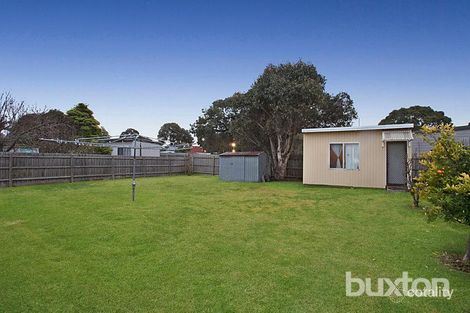 Property photo of 17 Rosebud Avenue Moorabbin VIC 3189