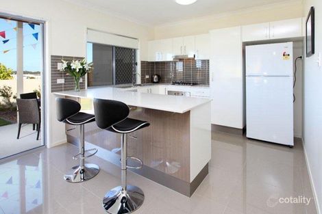 Property photo of 1/14 Photinia Crescent Mountain Creek QLD 4557