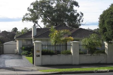 15 Fairland Ave, Oakleigh East, VIC 3166