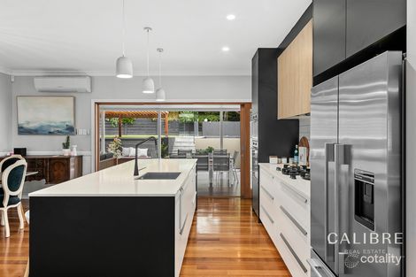 Property photo of 107 Cecil Road Bardon QLD 4065