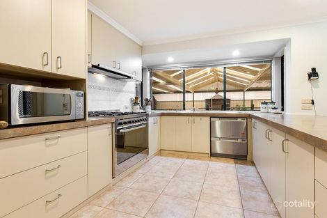 Property photo of 5 Woodside Court Werribee VIC 3030
