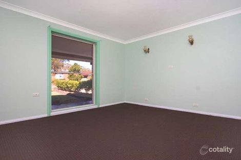 Property photo of 23 Benaud Court St Clair NSW 2759