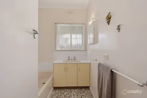 Property photo of 30 Ebden Street Heathcote VIC 3523