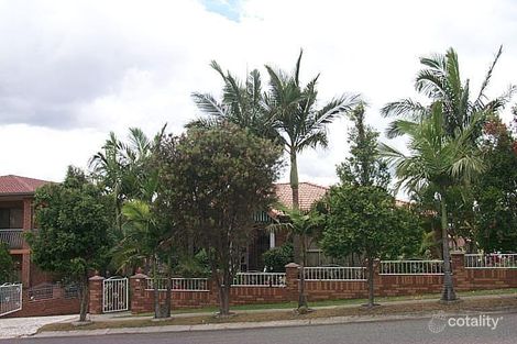 185 Trouts Rd, Stafford Heights, QLD 4053