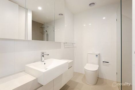 Property photo of 2/5-9 Hanke Road Doncaster VIC 3108
