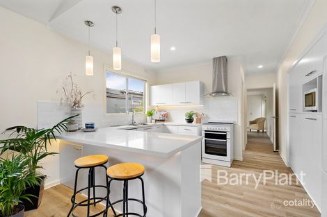 Property photo of 14 Lyon Street Rosebud VIC 3939