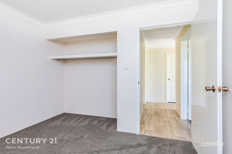 21 Bodicoat Dr, Brookdale, WA 6112