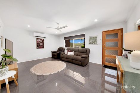 Property photo of 1 Kauri Drive Kin Kora QLD 4680