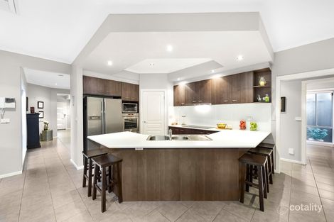 Property photo of 8 Perth Court Gowanbrae VIC 3043